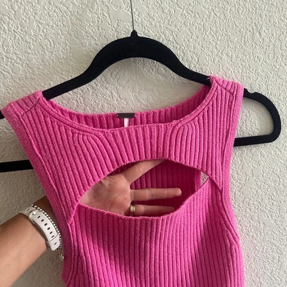 Free People Pink Sweater Tank Size Small - Picture 2 of 6